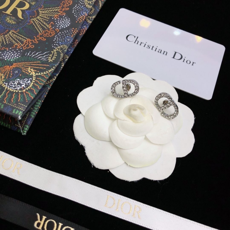 chr1st1an D10r earrings